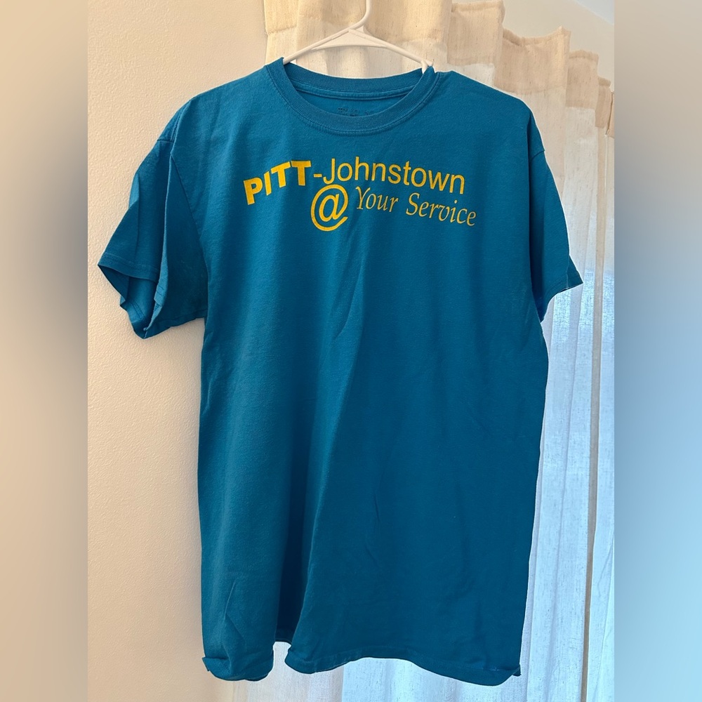 Gildan Blue Short-Sleeve T-Shirt with Yellow PITT-Johnstown Graphic